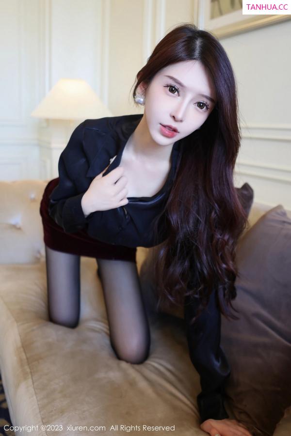 吴玉 玉兔miki [XiuRen]高清写真图 2023.04.13 No.6569 玉兔miki 黑丝美腿第7张图片
